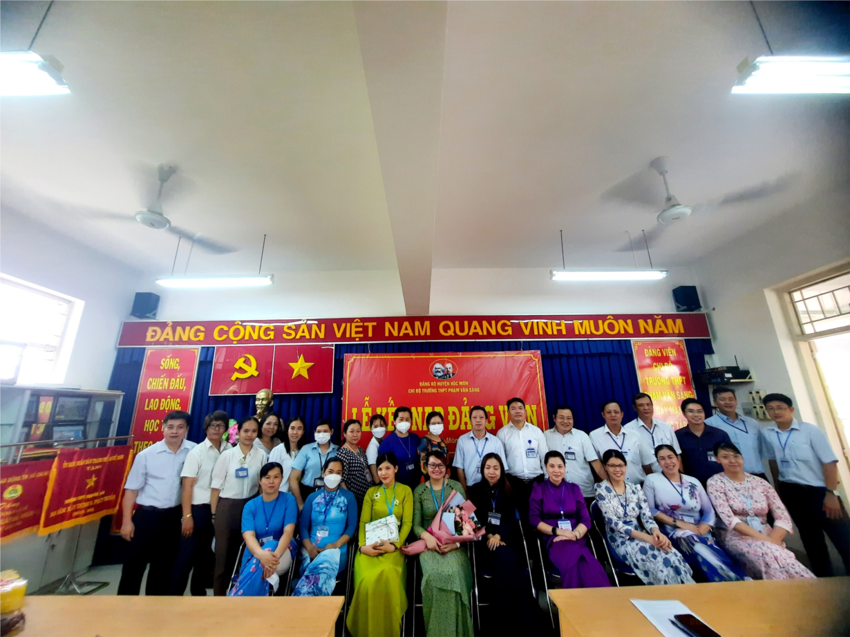 z4315421351299_8ce9096169e91bceb47c3f0dc59351a2.jpg